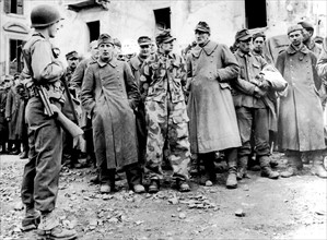 Prisonniers allemands à Anzio, 21 mars 1944