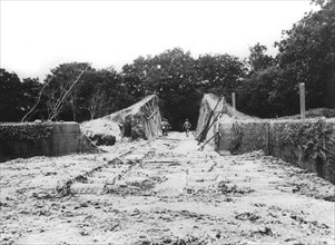 Dépôt de bombes volantes découvert en Normandie
(Eté 1944)