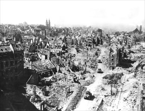 Nazi festival city devastated ( April 20, 1945)