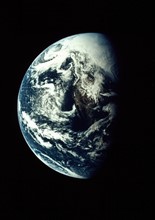 Vue de la Terre au cours de la mission Apollo 13.
(Avril 1970)