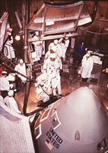 Equipage de la mission Apollo 1, préparation du vol d'essai en orbite réalisé en septembre 1966. Cet équipage périra dans un accident tragique le 27 janvier 1967