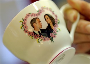 Tasse à l'effigie du prince William et de Kate Middleton à l'occasion de leur mariage