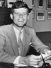 John F. Kennedy, Senator von Massachussetts (Demokraten), aufgenommen 1946...