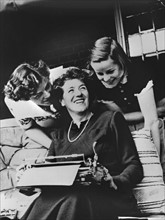 Undatierte Aufnahme der britischen Schriftstellerin Enid Blyton (M, 1897 - 1968, nach anderen