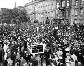 Demonstration against peace terms in 1919