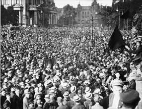 Demonstration against peace terms in 1919