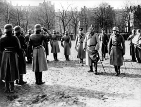 Hindenburg takes the salute