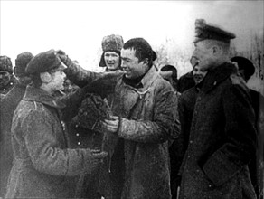 World War I - Fraternization of German and Russian soldiers