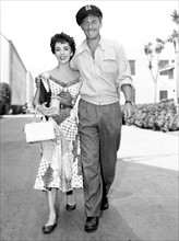 Elizabeth Taylor and husband Michael Wil