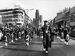 Scottish battalion at parade in Berlin