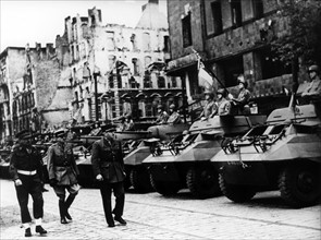 French squads after the end of the war in Berlin