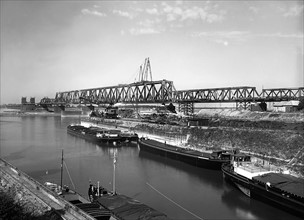 Post-war era - Rhine bridge Rheinhausen 1948