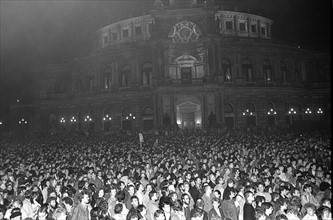 GDR - Reunification - Monday Demonstration in Dresden