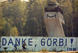 "Thanks, Gorbi!" for the Reunification