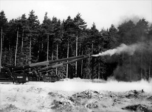 'Atom-Anni' cannon in action