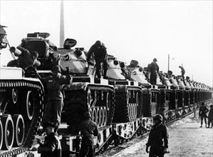 Loaded tanks for German-American manoeuvre "Silberkralle"