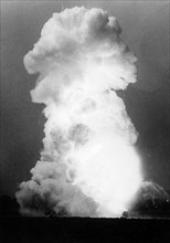 Atomic bomb simulation during US manoeuvre in Rhineland-Palatinate