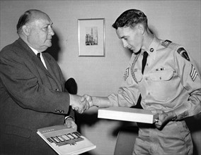 US sergeant is honoured for prolongation of his service in Berlin