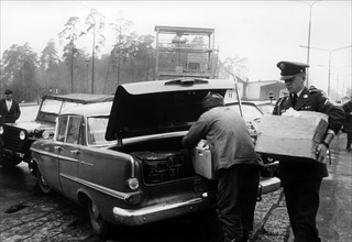 Supplies for held back US convoy at GDR border crossing Point Marienborn