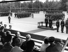 Anniversary parade of the 6th infantry regiment in Berlin