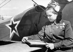 World War II - Soviet female pilot