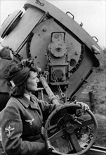 WW II - women at the front 1944