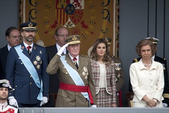 La famille royale espagnole lors de la fête nationale