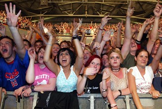 3500 Fans feierten Oasis in Berliner Columbiahalle