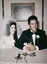 KPA73546.jpg          ELVIS PRESLEY and PRISCILLA BEAULIEU, Wedding (May 1st...