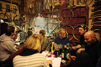 Leipzig - Kneipe in Fahrradwerkstatt