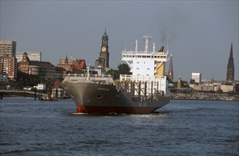 Harbour / Hamburg / Hafen