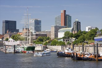 Architecture, outside, boat, boats, FRG, federal republic, German, Germany, European, water, harbour, port, Hamburg, Hanseatic town, landing stages, North German, North Germany, Saint Pauli, town, cit...