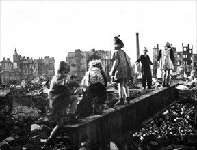 Zweiter Weltkrieg - Hamburg nach dem Feuersturm