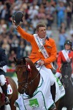 Siegerehrung, DUBBELDAM, Jeroen mit Zenith, Gold Medaille, Weltmeister 
Caen, Stade Michel
