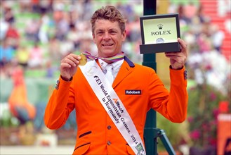 Siegerehrung, DUBBELDAM, Jeroen, Gold Medaille, Weltmeister mit Rolex Uhr
Caen, Stade Michel