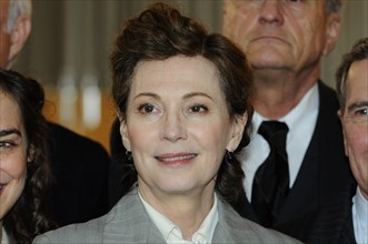 Die Schauspielerin Iris Berben als Abgeordnete und Juristin Elisabeth Selbert posiert am 08.11.2013