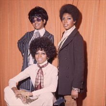 DIANA ROSS AND THE SUPREMES
American Pop Group
Universal Pictorial Press Photo
CGH 012867   19