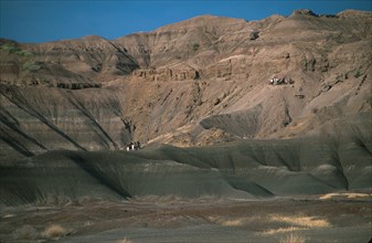 Die Artgenossen der Urfrau «Lucy» gingen vor 3,2 Millionen Jahren mit Sicherheit aufrecht. Das