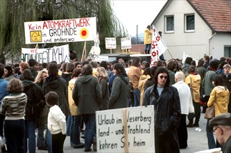 Manifestation pacifique contre le projet de construction d'une centrale nucléaire à Grohnde