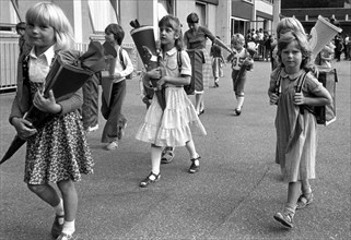 With so many new impressions, the school beginners can at least hold on to the school cone, the