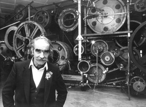 Jean Tinguely