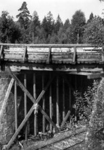 The Nazi propaganda picture shows a Czech explosive device on a railway bridge near the