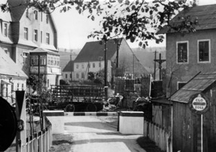 The Nazi propaganda photo shows - in the run up to the Munich Agreement - the border crossing