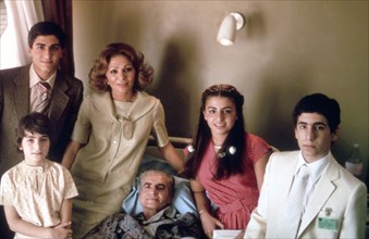 Mohammed Reza Shah Pahlavi, ses derniers jours. Hôpital le Caire, Juilet 1980.
juillet 1980