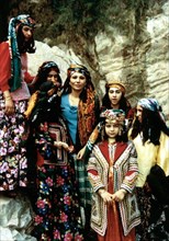Farah Pahlavi - visite dans le sud de l'Iran