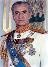 Portrait officiel de Mohammed Reza Shah Pahlavi