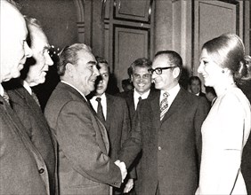 Leonid Brejnev, Aleksei Kossyguine and Nikolai Podgorny welcoming Mohammed Reza Shah Pahlavi and his wife Farah