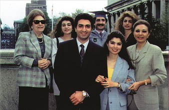 La famille Pahlavi à Columbia. Ali Reza a obtenu une maîtrise d'histoire sur le sujet de l'Iran préislamique.