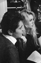 Brigitte Bardot et Sacha Distel (1958)