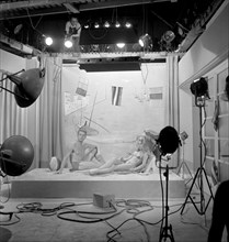 Brigitte Bardot et Roger Dumas sur le tournage de "La mariée est trop belle"